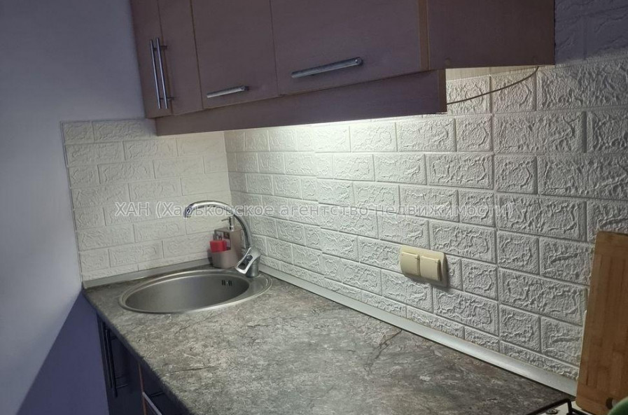 Продам квартиру, Салтовское шоссе , 1 кім., 40 м², капитальный ремонт 