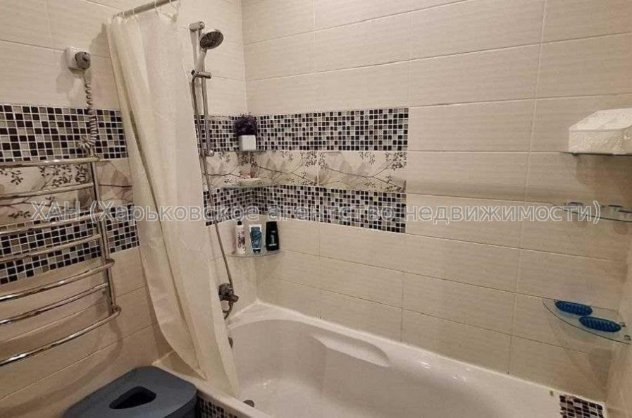 Продам квартиру, Примеровская ул. , 2  ком., 65.50 м², евроремонт 