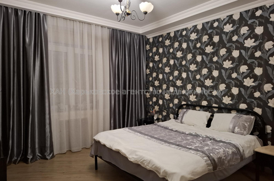 Продам квартиру, Индустриальный просп. , 3  ком., 69 м², евроремонт 