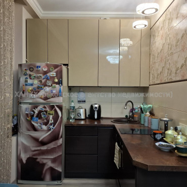 Продам квартиру, Индустриальный просп. , 3  ком., 69 м², евроремонт 