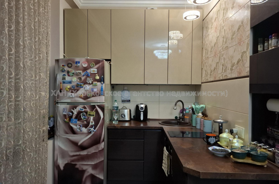 Продам квартиру, Индустриальный просп. , 3  ком., 69 м², евроремонт 