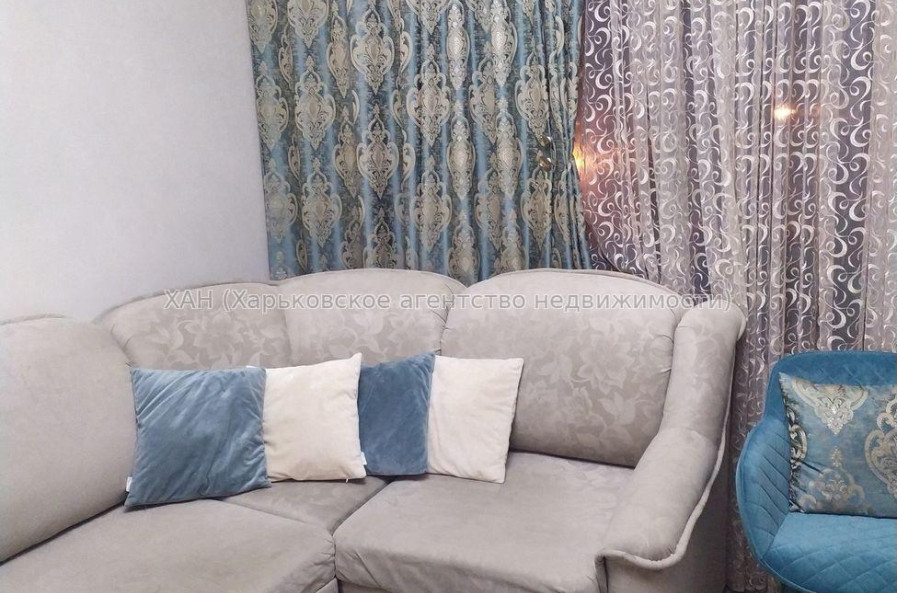 Продам квартиру, Индустриальный просп. , 3 кім., 69 м², евроремонт 