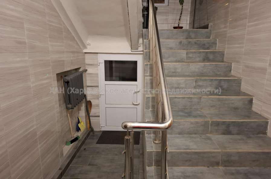 Продам квартиру, Индустриальный просп. , 3  ком., 69 м², евроремонт 