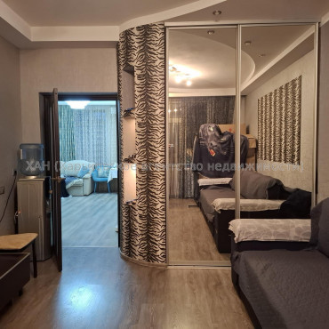 Продам квартиру, Индустриальный просп. , 3  ком., 69 м², евроремонт 