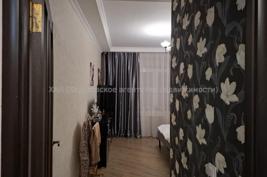 Продам квартиру, Индустриальный просп. , 3  ком., 69 м², евроремонт 