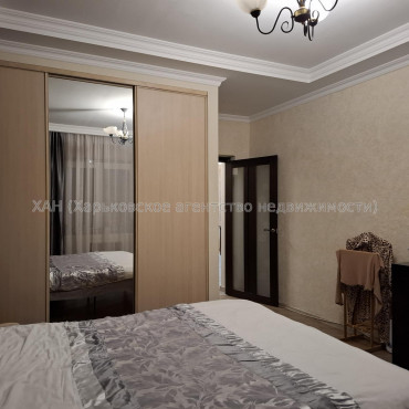 Продам квартиру, Индустриальный просп. , 3  ком., 69 м², евроремонт 