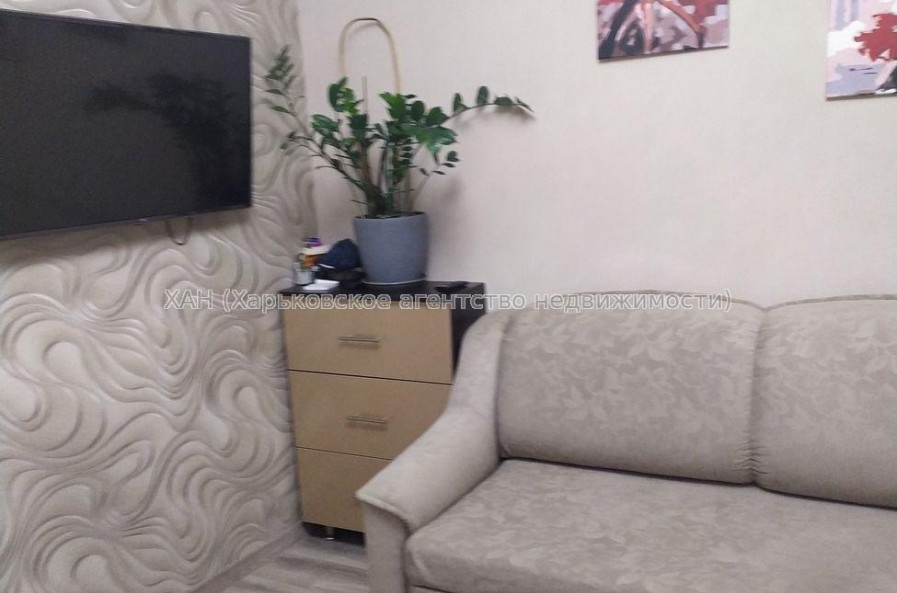 Продам квартиру, Индустриальный просп. , 3 кім., 69 м², евроремонт 