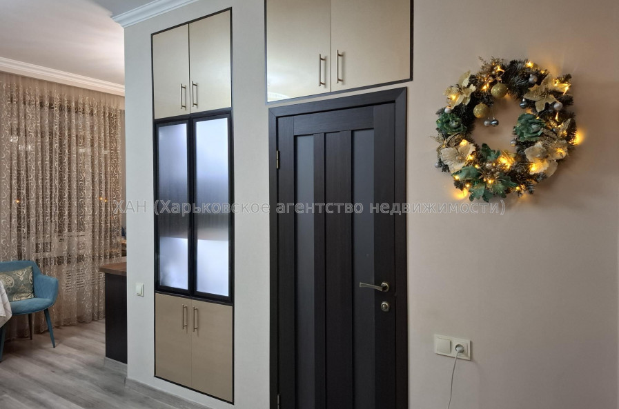 Продам квартиру, Индустриальный просп. , 3  ком., 69 м², евроремонт 