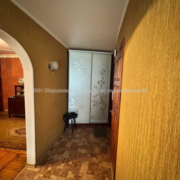 Продам квартиру, Аэрокосмический пр. , 3 кім., 65 м², советский ремонт 