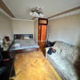 Продам квартиру, Аэрокосмический пр. , 3 кім., 65 м², советский ремонт 