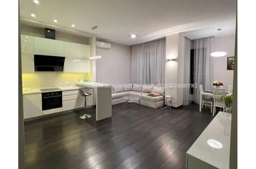 Продам квартиру, Банный пер. , 3 кім., 103 м², авторский дизайн 