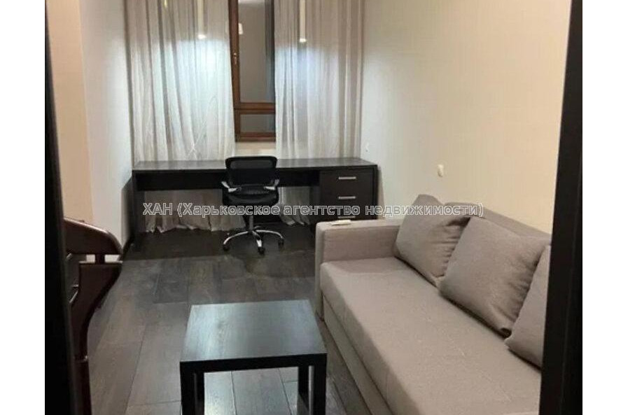 Продам квартиру, Банный пер. , 3 кім., 103 м², авторский дизайн 