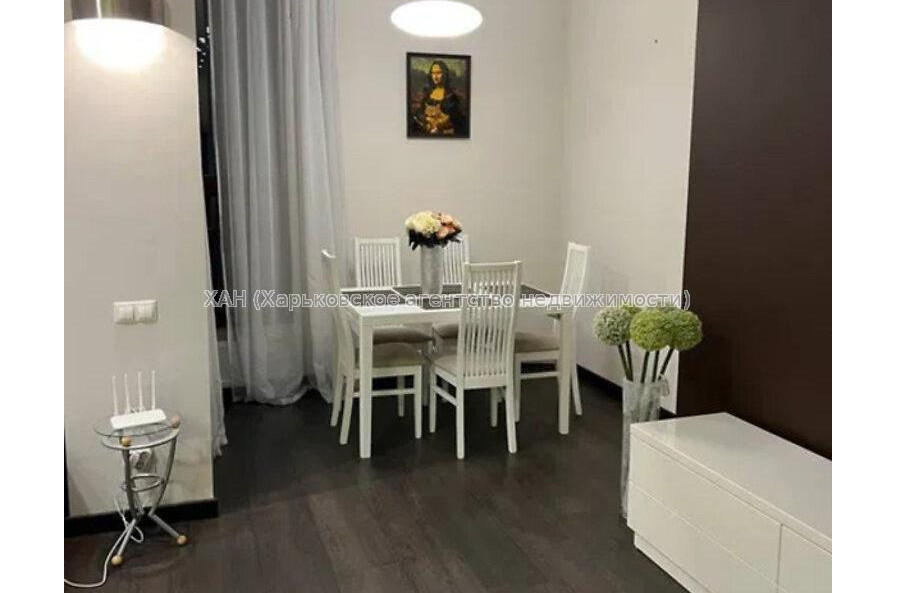 Продам квартиру, Банный пер. , 3 кім., 103 м², авторский дизайн 