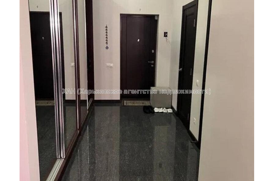 Продам квартиру, Банный пер. , 3 кім., 103 м², авторский дизайн 