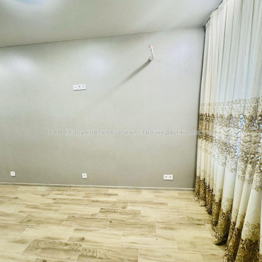 Продам квартиру, Шевченковский пер. , 1 кім., 36 м², евроремонт 