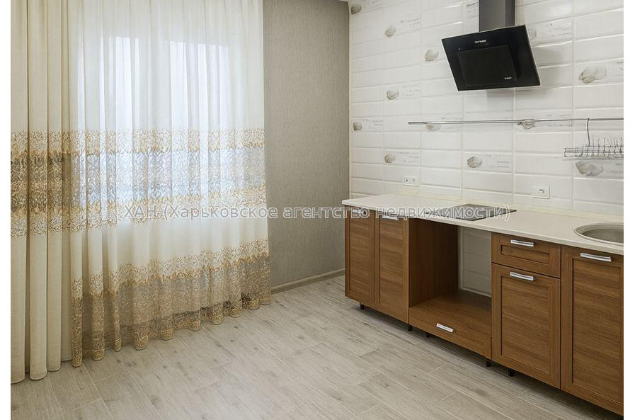 Продам квартиру, Шевченковский пер. , 1 кім., 36 м², евроремонт 