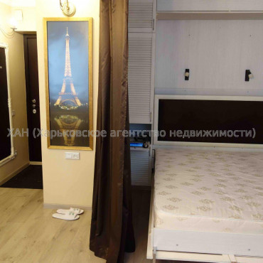 Продам квартиру, Старопрудная ул. , 1  ком., 31 м², советский ремонт 