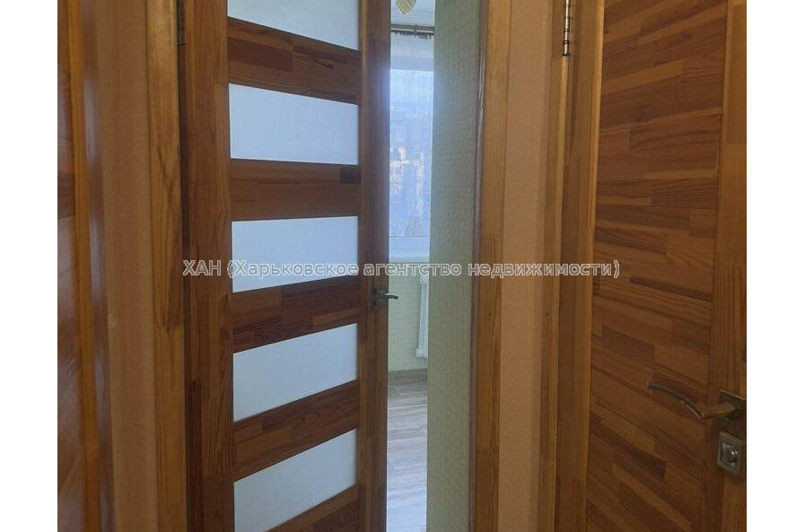 Продам квартиру, Зерновая ул. , 2 кім., 45 м², косметический ремонт 