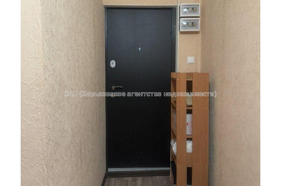 Продам квартиру, Зерновая ул. , 2 кім., 45 м², косметический ремонт 