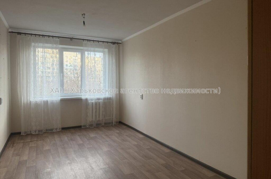 Продам квартиру, Зерновая ул. , 2 кім., 45 м², косметический ремонт 