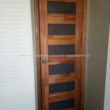 Продам квартиру, Зерновая ул. , 2 кім., 45 м², косметический ремонт 