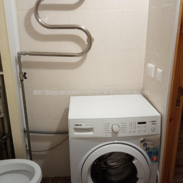 Продам квартиру, Зерновая ул. , 2 кім., 45 м², косметический ремонт 