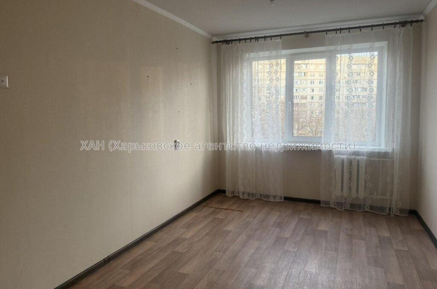 Продам квартиру, Зерновая ул. , 2 кім., 45 м², косметический ремонт 