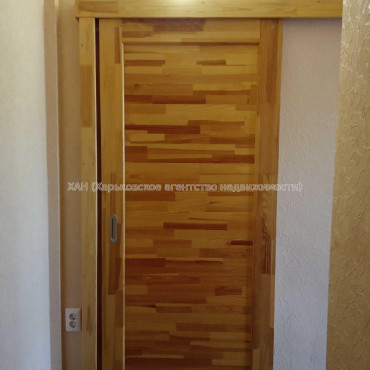 Продам квартиру, Зерновая ул. , 2 кім., 45 м², косметический ремонт 