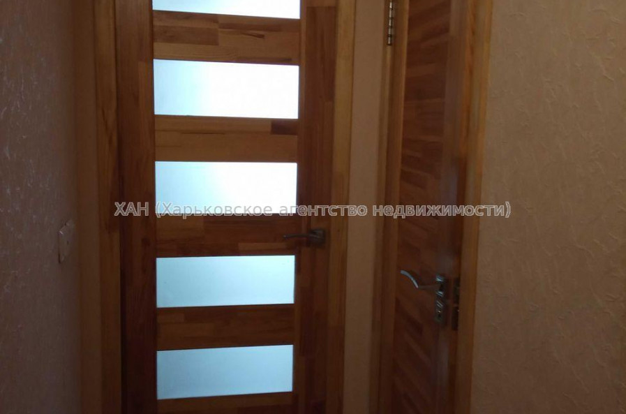 Продам квартиру, Зерновая ул. , 2 кім., 45 м², косметический ремонт 