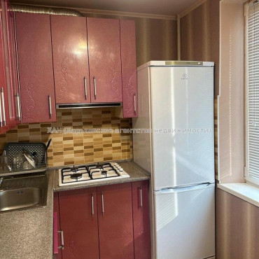 Продам квартиру, Академика Павлова ул. , 2  ком., 47 м², капитальный ремонт 