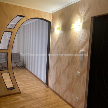 Продам квартиру, Академика Павлова ул. , 2  ком., 47 м², капитальный ремонт 