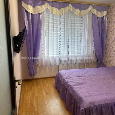 Продам квартиру, Академика Павлова ул. , 2  ком., 47 м², капитальный ремонт 