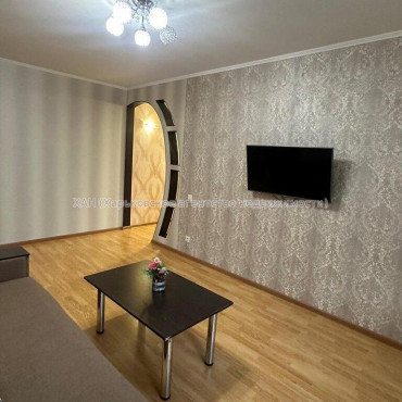 Продам квартиру, Академика Павлова ул. , 2  ком., 47 м², капитальный ремонт 