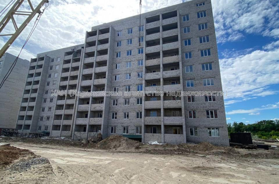 Продам квартиру, Шевченковский пер. , 2 кім., 56 м², без внутренних работ 