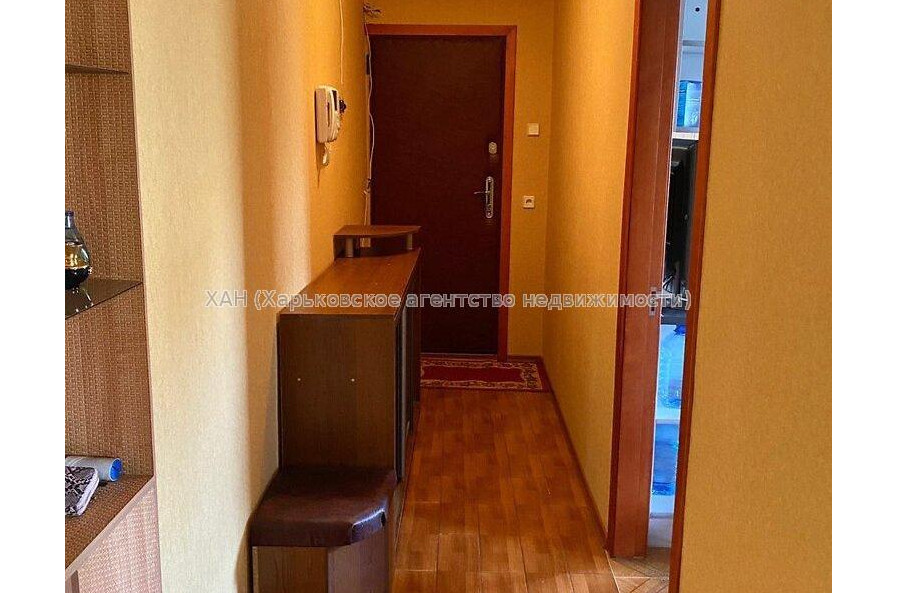 Продам квартиру, Героев Харькова просп. , 3  ком., 83 м², капитальный ремонт 