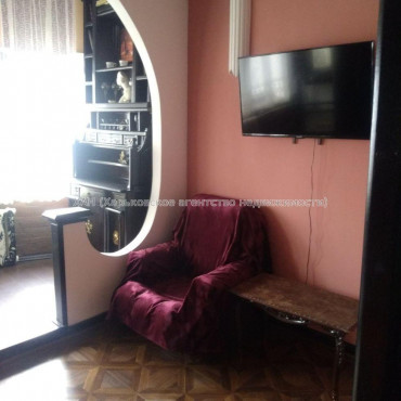 Продам квартиру, Полтавский Шлях ул. , 2 кім., 42 м², косметический ремонт 