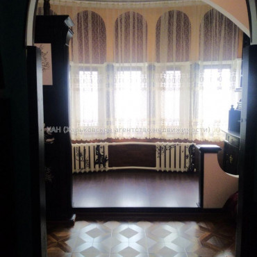 Продам квартиру, Полтавский Шлях ул. , 2 кім., 42 м², косметический ремонт 