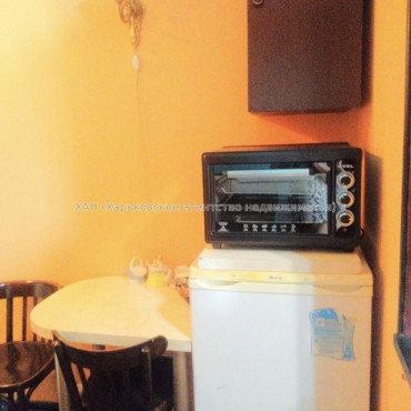 Продам квартиру, Полтавский Шлях ул. , 2 кім., 42 м², косметический ремонт 