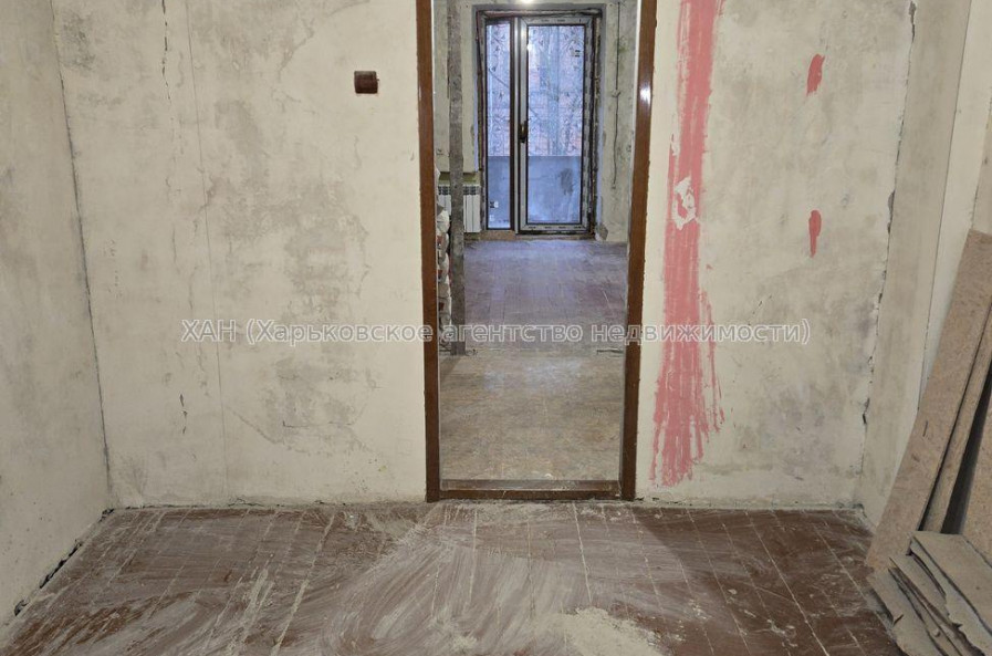 Продам квартиру, Клочковская ул. , 3  ком., 84 м², без отделочных работ 