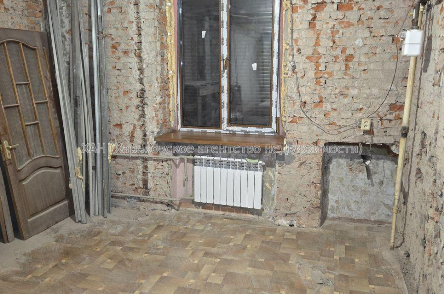 Продам квартиру, Клочковская ул. , 3  ком., 84 м², без отделочных работ 