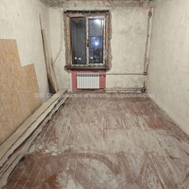 Продам квартиру, Клочковская ул. , 3  ком., 84 м², без отделочных работ 