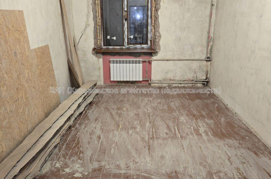 Продам квартиру, Клочковская ул. , 3  ком., 84 м², без отделочных работ 