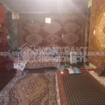 Продам квартиру, Бучмы ул. , 50 , 2 кім., 45 м², советский ремонт 