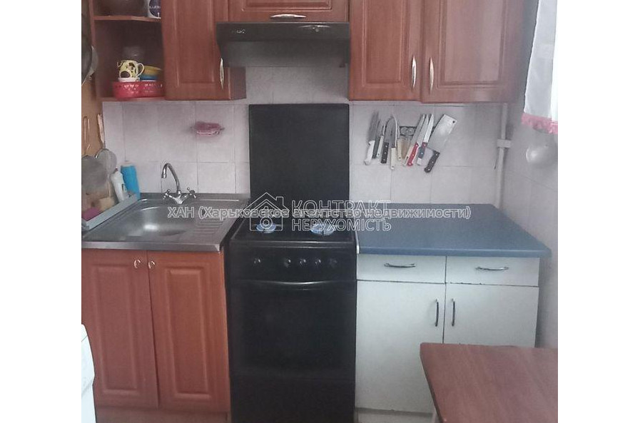 Продам квартиру, Бучмы ул. , 50 , 2 кім., 45 м², советский ремонт 