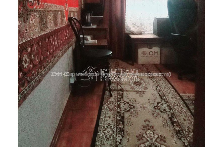 Продам квартиру, Бучмы ул. , 50 , 2 кім., 45 м², советский ремонт 