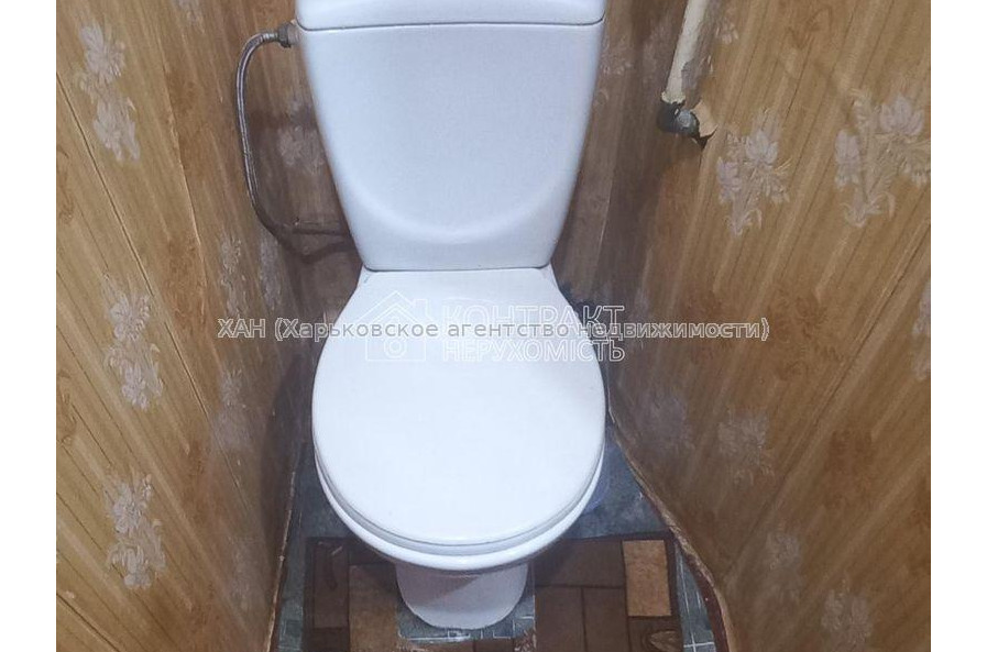 Продам квартиру, Бучмы ул. , 50 , 2 кім., 45 м², советский ремонт 