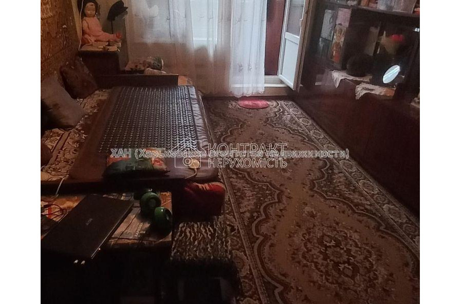 Продам квартиру, Бучмы ул. , 50 , 2 кім., 45 м², советский ремонт 