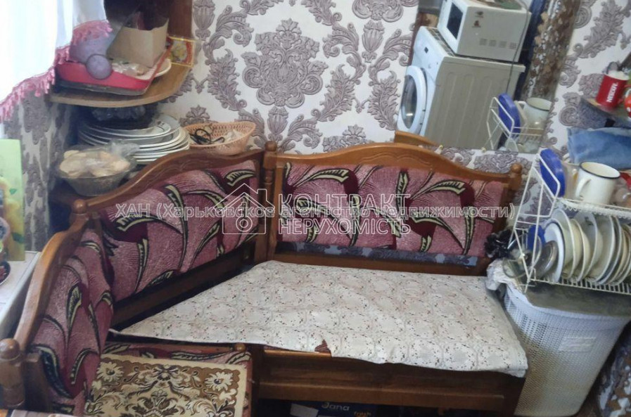 Продам квартиру, Бучмы ул. , 50 , 2 кім., 45 м², советский ремонт 