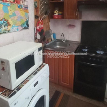 Продам квартиру, Бучмы ул. , 50 , 2 кім., 45 м², советский ремонт 