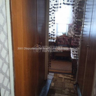 Продам квартиру, Бучмы ул. , 50 , 2 кім., 45 м², советский ремонт 